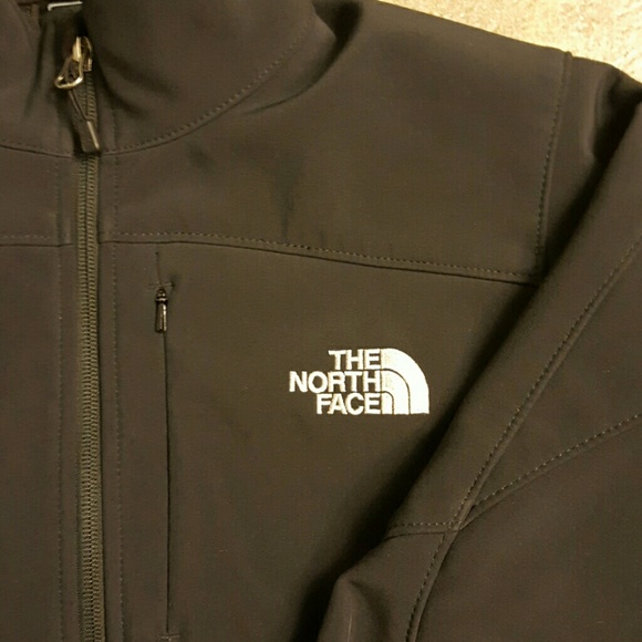 North Face Woman's APEX BIONIC Jacket - Picture 2 of 5